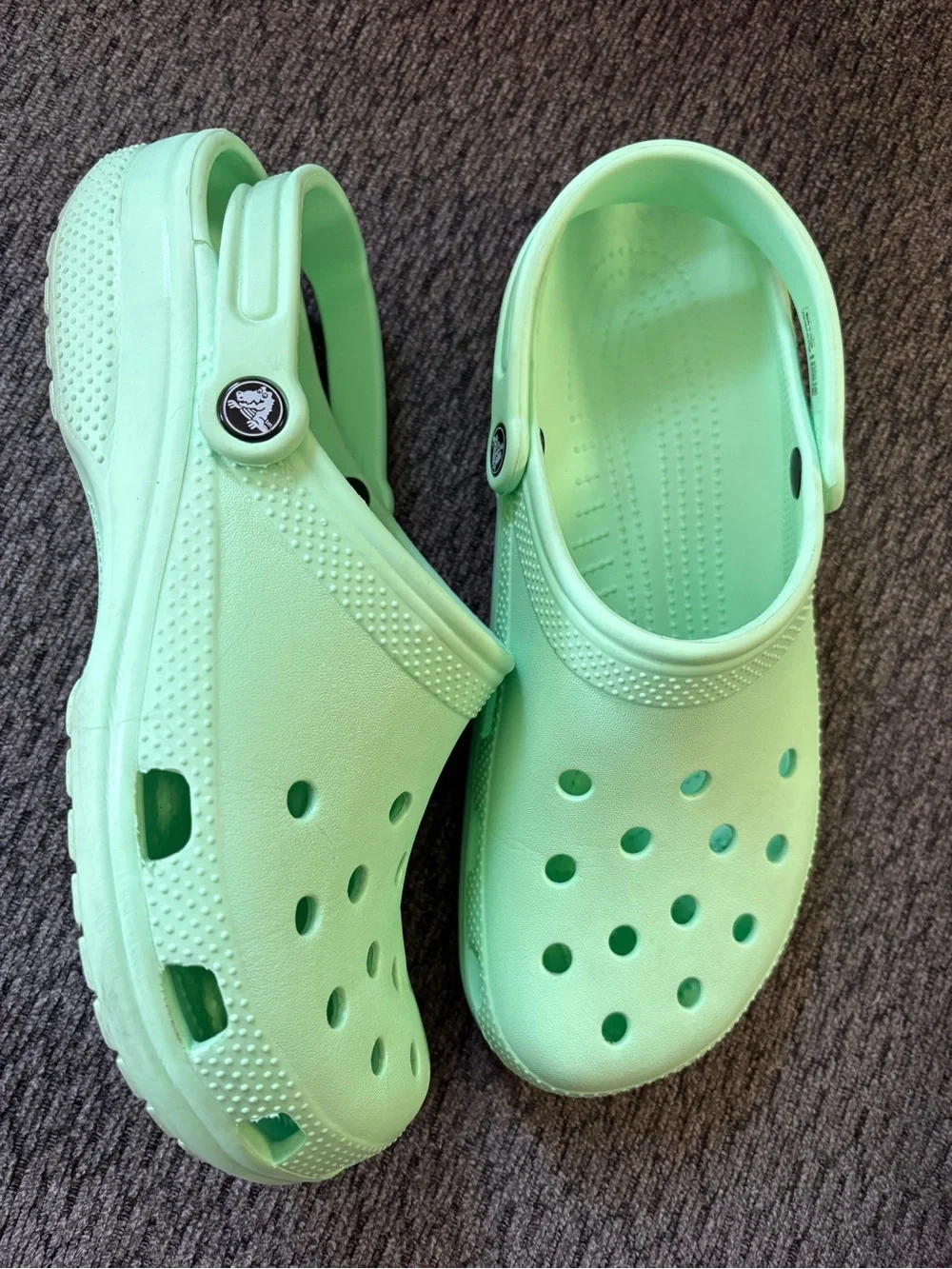 CROCS Classic Clogs Neo Mint Green US Size Men’s 10 Women’s 12